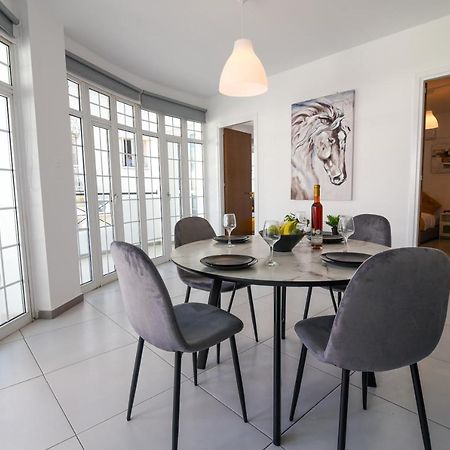Jana'S 2-Br Apartment In Larnaca Eksteriør billede